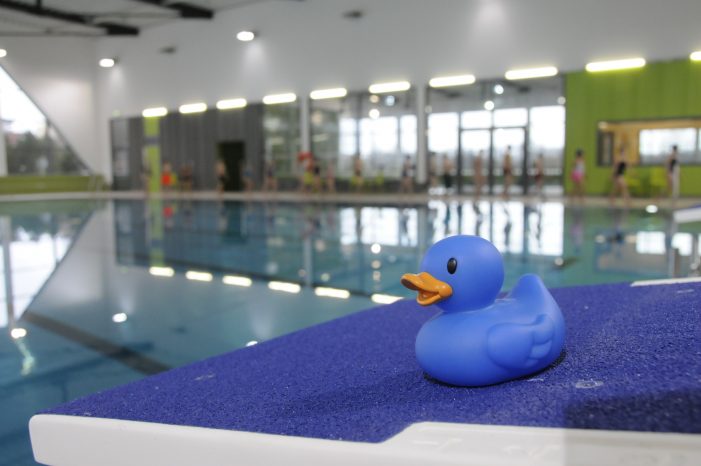 Im Juli geschlossen – Schwimmhalle ändert Öffnungszeiten während der Sommerferien