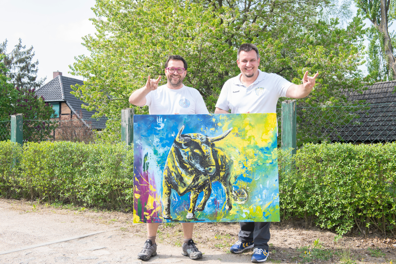 Kunstaktion beim Spiel der Stiere bringt 2.000 Euro für den Nachwuchs