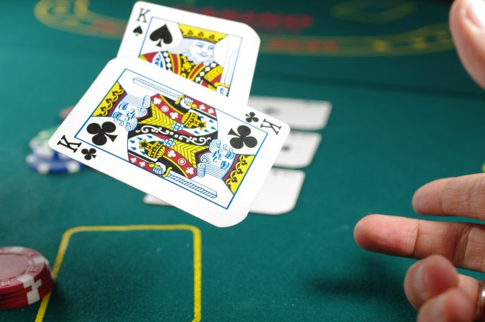 Wie wird Poker gespielt?
