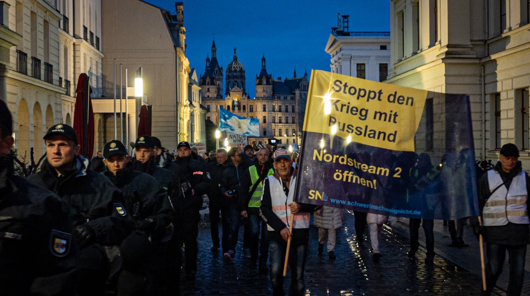Fünf Montagsdemonstrationen in Schwerin abgesagt
