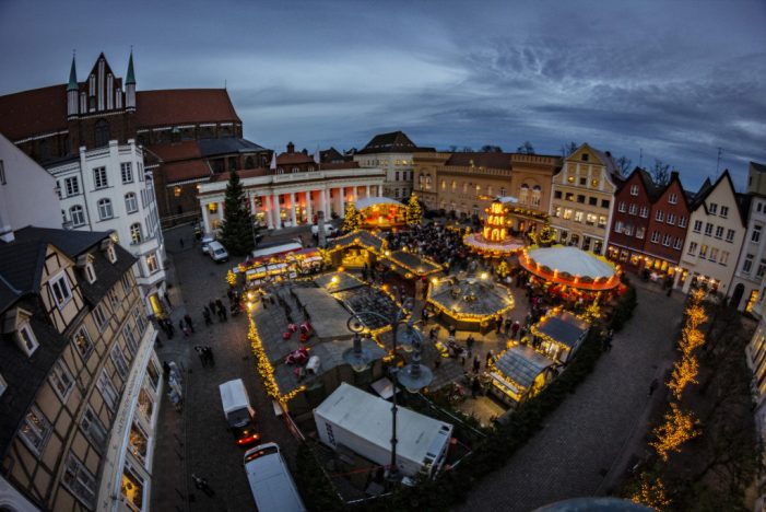 Schweriner Weihnachtsmarkt verwandelt die Altstadt wieder in ein Weihnachtswunderland