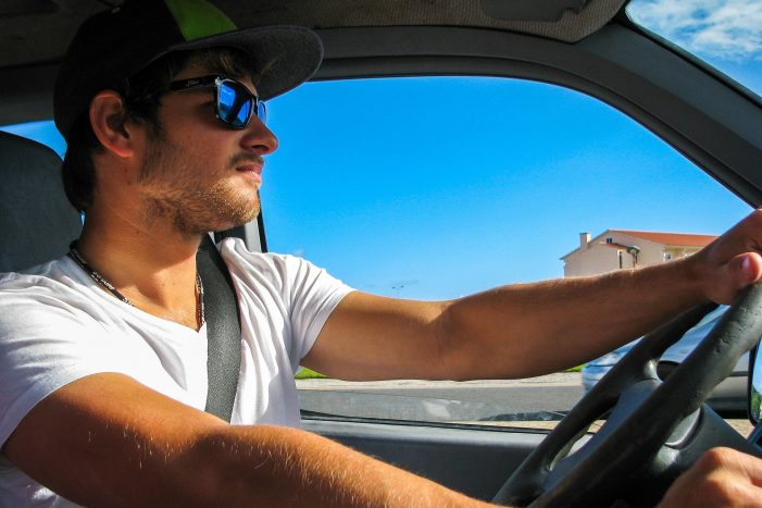 Autofahren in Schwerin: Tipps für eine sichere und entspannte Fahrt durch die Stadt