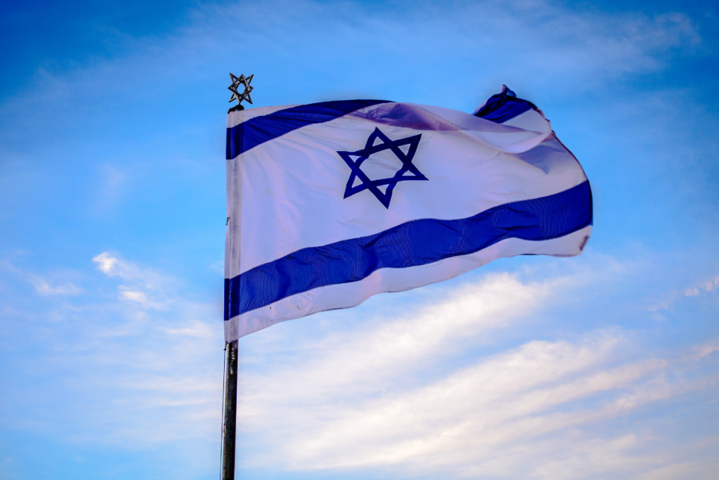Flagge Israels vor dem Innenministerium wurde herunter gerissen. Foto: Symbolbild