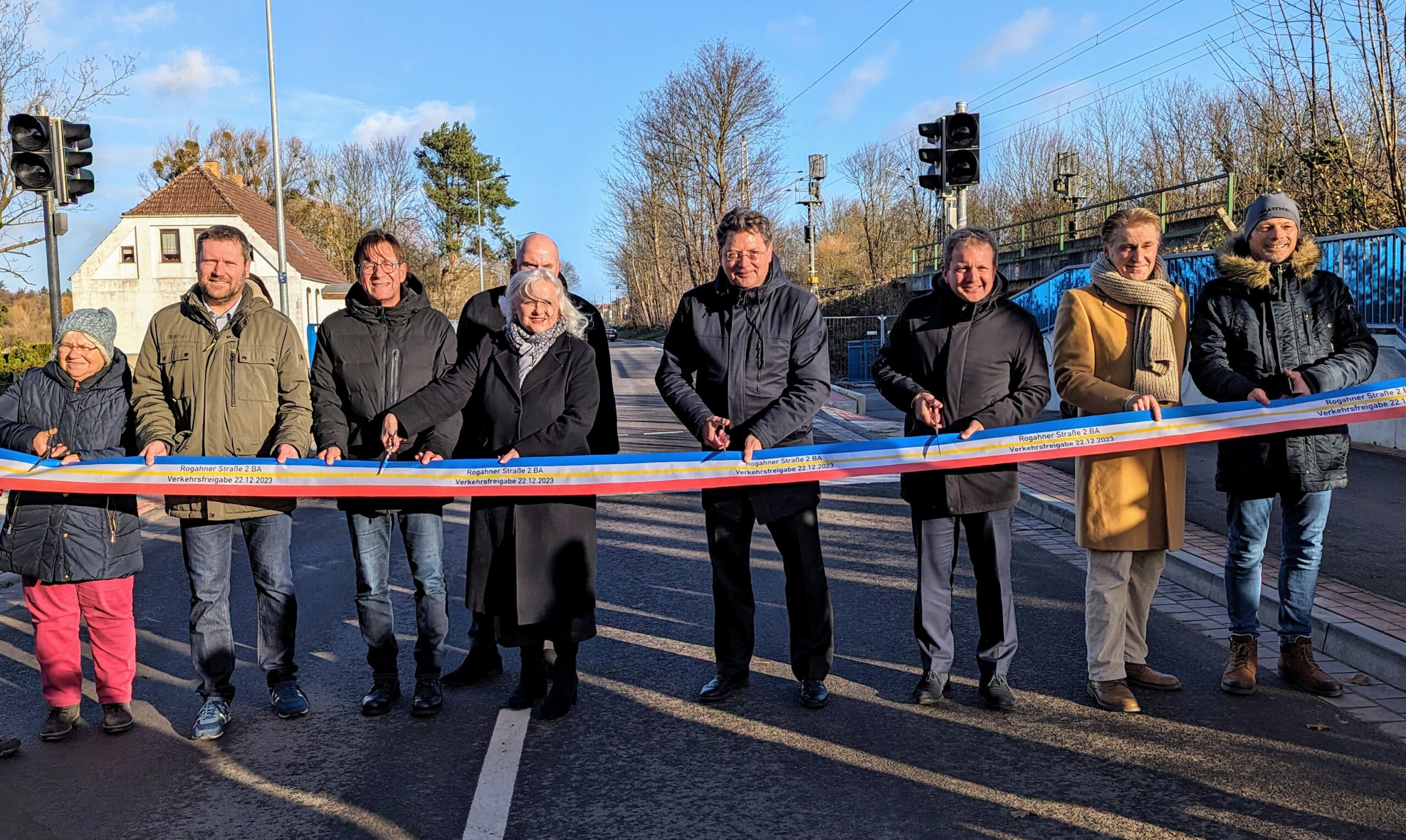 Abgeschlossenes Straßenbauprojekt Verkehr auf Rogahner Straße wieder freigegeben 