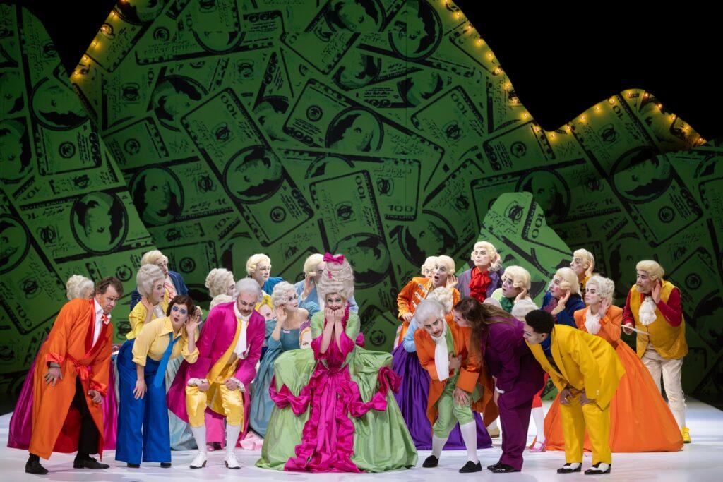 Operettenpremiere „Die Dollarprinzessin“ im Großen Haus des Mecklenburgischen Staatstheaters. | Foto: Silke Winkler