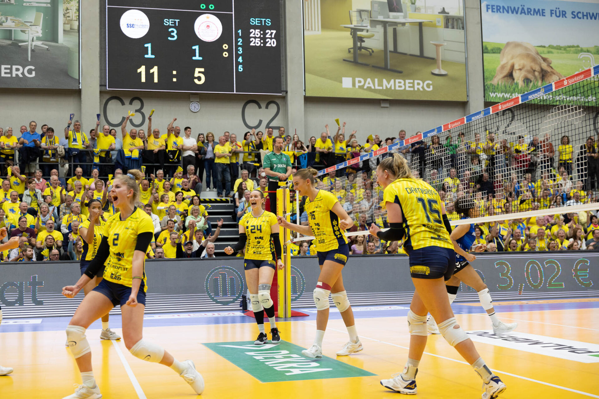 Nervenaufreibendes Duell: SSC Palmberg Schwerin triumphiert im ersten Playoff-Finale 