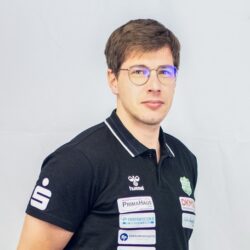 Trainer SV Grün-Weiß Schwerin Johannes Prothmann