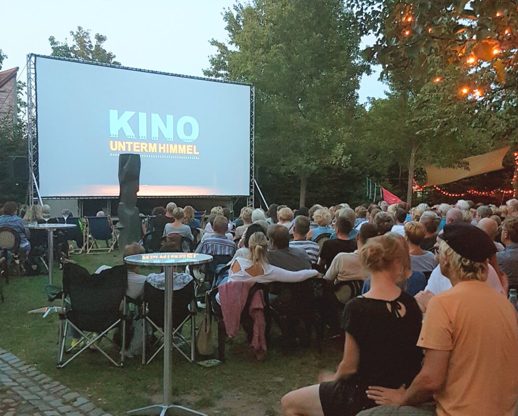 Bereits zum neunten Mal findet das Schweriner Sommerfilmfest vom 20. bis 24. August im Kulturforum Schleswig-Holstein-Haus statt.